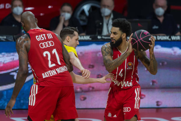 这位战术大 这位战术大