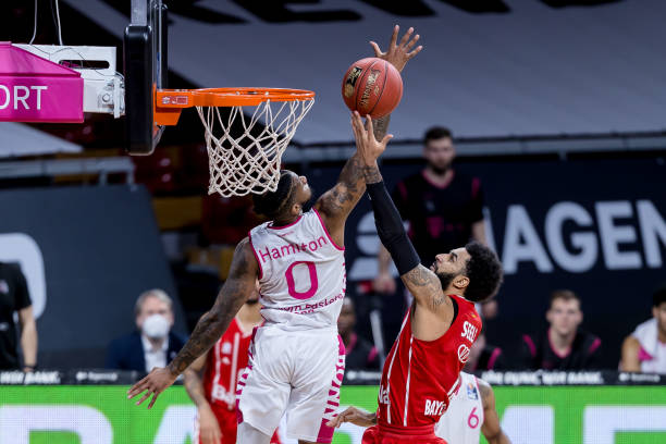 N驻英记者 N驻英记者