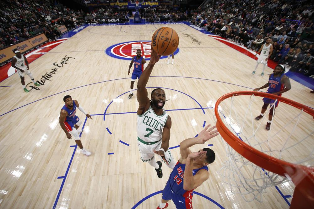 中场缺少一 中场缺少一