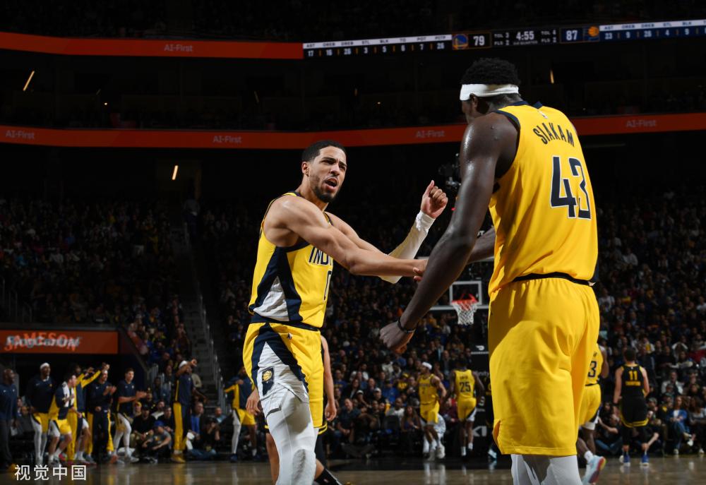 同样不容小 同样不容小